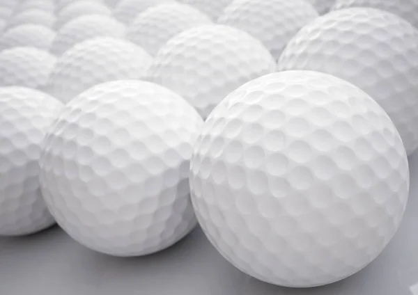 Un regroupement de plusieurs balles de golf — Photo