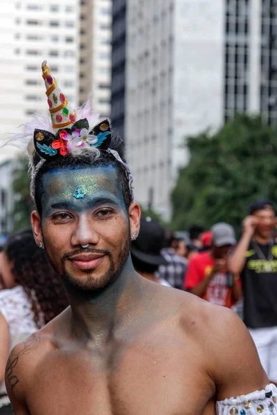 Giovane uomo a gay orgoglio parata san paulo — Foto Stock