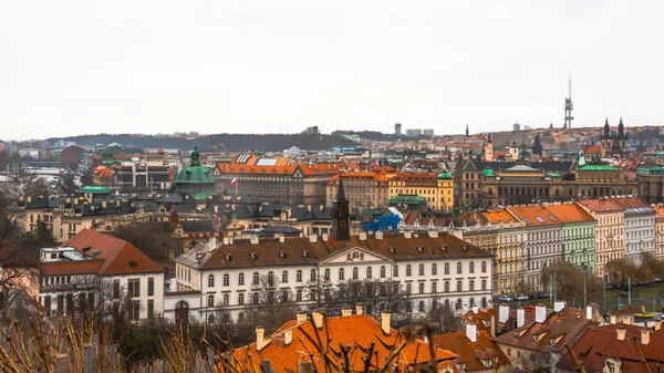 Panorama Prague Vieille Partie Ville Beaux Toits Bardeaux Bâtiments Anciens — Photo