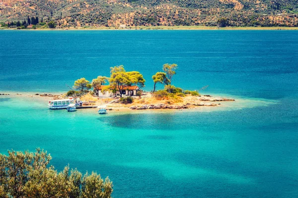 Pequeña isla, Grecia — Foto de Stock