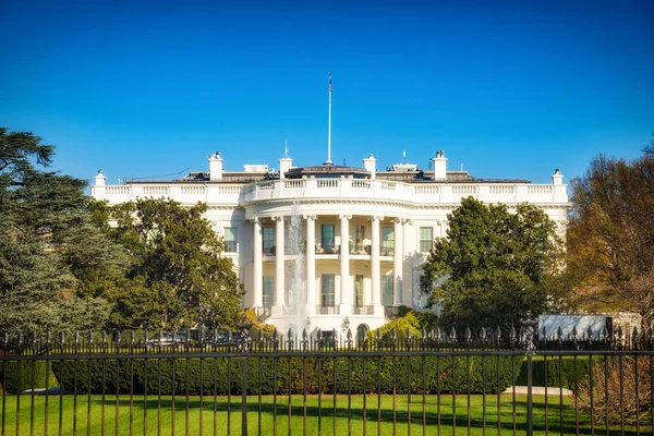 The White House at sunset — Stock Photo, Image