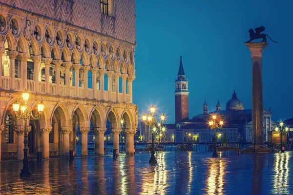 Gece Piazza San Marco, Venedik — Stok fotoğraf