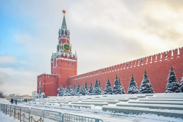 Praça vermelha em Moscou no inverno — Fotografia de Stock