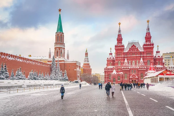 Praça vermelha em Moscou no inverno — Fotografia de Stock