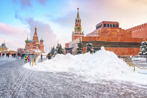 Красная площадь в Москве зимой — стоковое фото