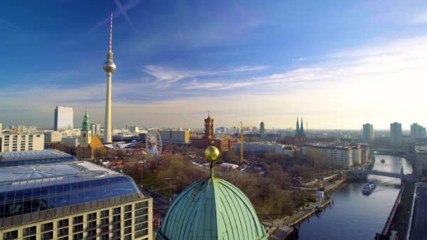 Вид с воздуха на Берлин — стоковое видео