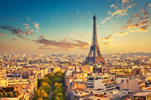 日落时的巴黎 — 图库照片