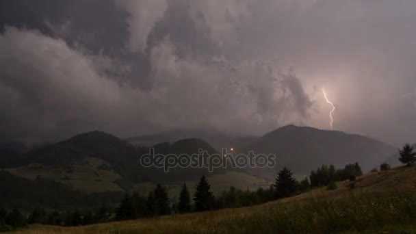 Storm at night met krachtige bliksem time-lapse. Regenwolken. Twee in één reeks — Stockvideo