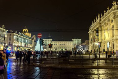 Noel ağacı ve ana kare Torino, İtalya 
