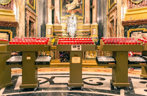 Interieur van de Santuario della Consolata, Turijn — Stockfoto