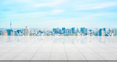 İş kavramı - panoramik modern cityscape kuş hava bakışı gündoğumu ve sabah altında bina ile boş mermer zemin üstü mavi parlak gökyüzü ve Tokyo skytree, Japonya için göstermek ya da montaj ürün