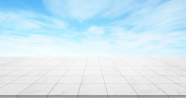 Concepto de negocio: piso de mármol vacío con vista panorámica al cielo bajo el amanecer y cielo brillante azul matutino para mostrar o montar el producto — Foto de Stock