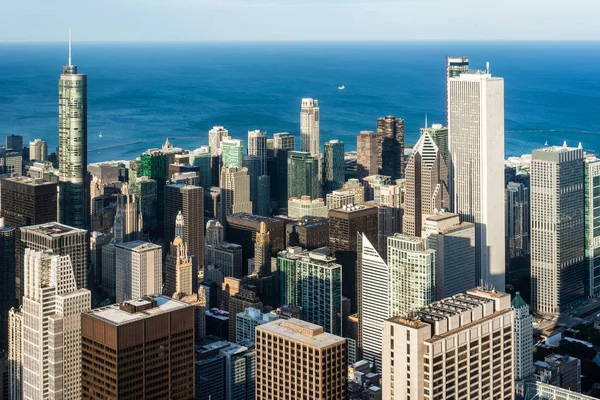 Cidade skyline visão aérea noite em Chicago, América — Fotografia de Stock