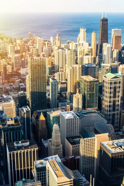 Cidade skyline visão aérea noite em Chicago, América — Fotografia de Stock