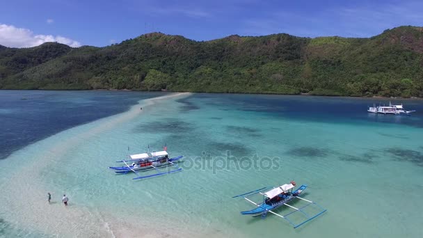 Drone Filmagem de Snake Island perto de El Nido, em Palawan Filipinas — Vídeo de Stock