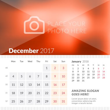 Aralık 2017. 2017 Yılı Masa Takvimi. Hafta Pazartesi başlar. Sayfada 2 Ay. Fotoğraf Yeri ile Vektör Tasarım Yazdırma Şablonu