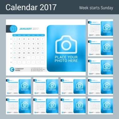 Masa takvimi 2017 yıl için. Vektör tasarım fotoğraf, Logo ve iletişim bilgileri için yer yazdırma şablonu. Hafta Pazar günü başlar. Takvim kılavuzu hafta numaraları ile