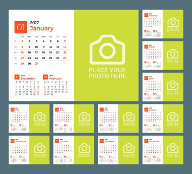Takvim şablonu 2017 yıl için. Vektör çizim. Hafta Pazar günü başlar