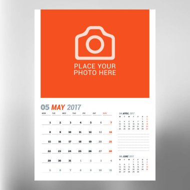 Takvim şablonu Mayıs 2017. Hafta başlıyor Pazartesi. Tasarım yazdırma şablonu. Vektör illüstrasyon izole