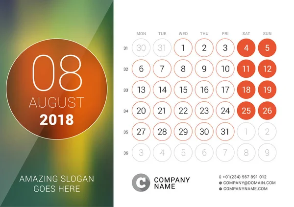 Ağustos 2018. Masa takvimi 2018 yıl için. Vektör tasarım yer için fotoğraf yazdırma şablonu. Hafta Pazartesi günü başlar. Takvim kılavuzu hafta numaraları ile