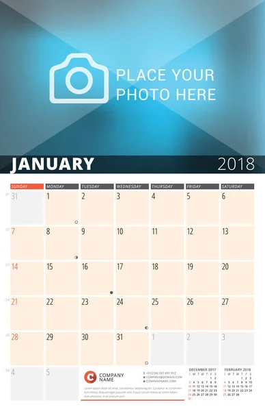 Calendrier mural Planificateur pour 2018 Année. Modèle d'impression vectoriel avec place pour la photo et les notes. Phases de la Lune. La semaine commence dimanche. 3 mois à la page. janvier 2018 — Image vectorielle