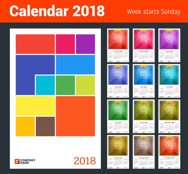 Calendário de parede para 2018 Ano. Modelo de impressão de design vetorial com lugar para foto. Semana começa no domingo —  Vetores de Stock