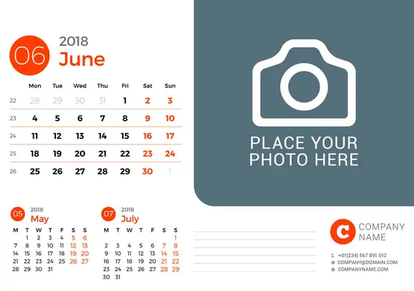 Calendario de escritorio para junio 2018 año. Plantilla de impresión de diseño vectorial con lugar para la foto. La semana comienza el lunes. 3 meses en la página — Vector de stock