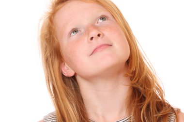 Mutlu gülümseyen kız