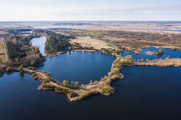 Drone Aéreo Foto Lago Azul Redondo Cercado Por Terra Forma — Fotografia de Stock