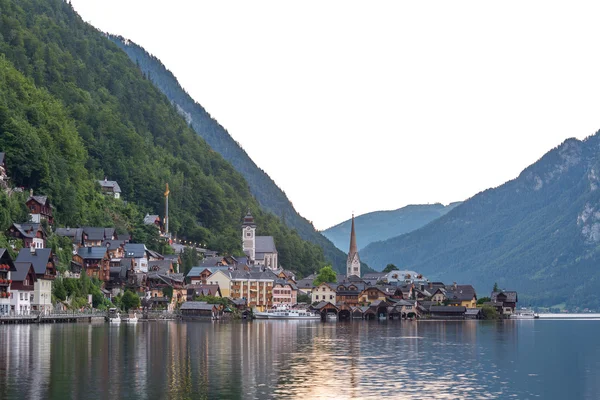 Hallstat dorp in Oostenrijk — Stockfoto