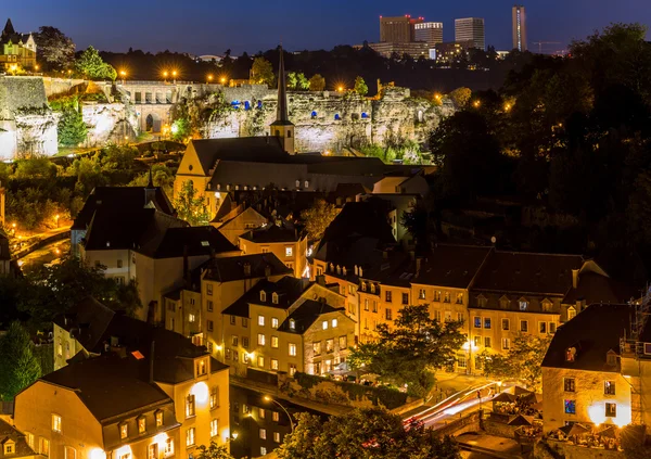 Luxemburg stad bij nacht — Stockfoto