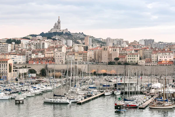 Město Marseille při západu slunce — Stock fotografie