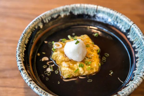 Bakad hemmagjord tofu i sås sås — Stockfoto