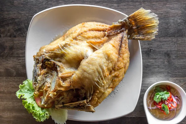 Deep fried sea bass fish — Stock Photo, Image