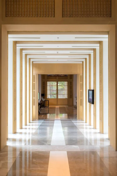 Lang interieur Corridor — Stockfoto