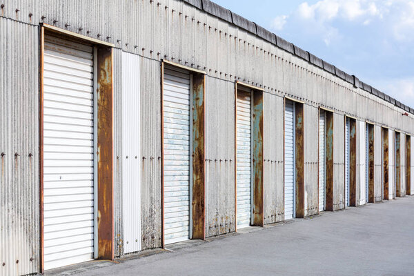Unit Shutter door