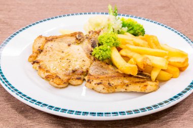 ızgara domuz pirzola