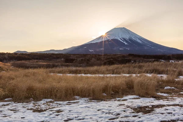 山富士日出 — 图库照片