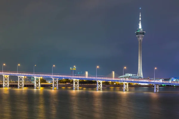 Macau tower's nachts — Stockfoto