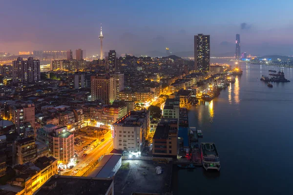 Macau stadsgezicht bij nacht — Stockfoto