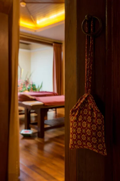 Spa room with bed — Stock Photo, Image