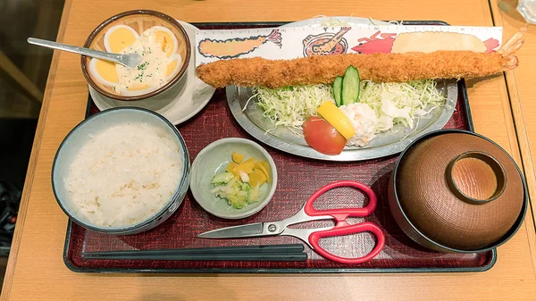 Comida japonesa ebi katsu — Foto de Stock