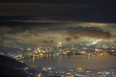 Gece Suwako Gölü