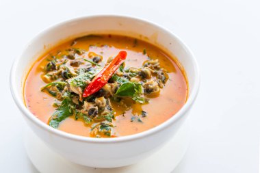 nehir salyangoz kırmızı köri