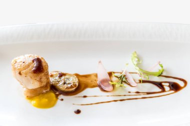 Izgara kızarmış midye