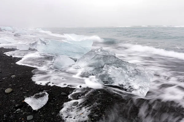 Ledovce Diamond beach — Stock fotografie