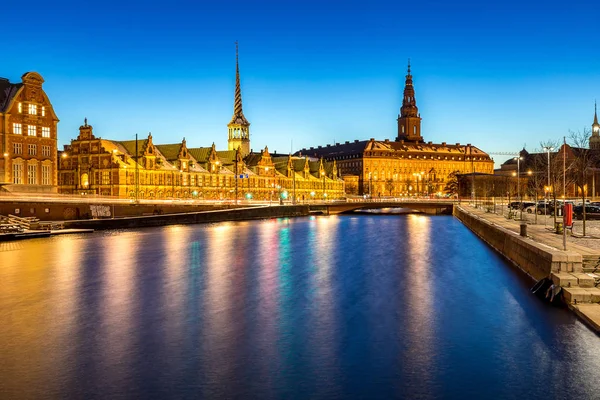 Kopenhagen Denemarken bij nacht — Stockfoto