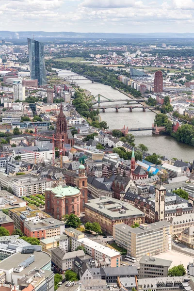 Utsikt över Frankfurts skyskrapor — Stockfoto