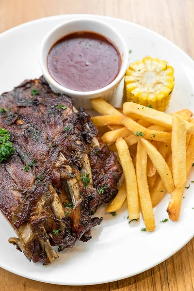 Carne de cerdo asada a la parrilla — Foto de Stock