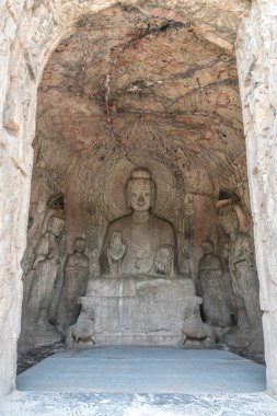 Longmen mağarasını Luoyang içinde
